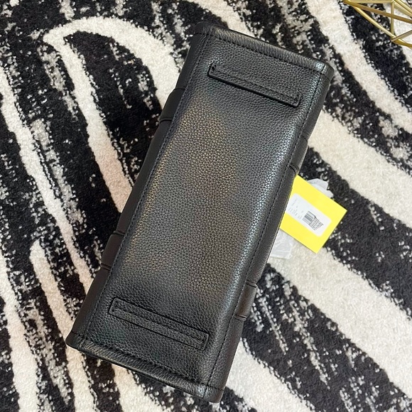 Marc Jacobs Leather Small Tote Bag - Picture 7 of 12